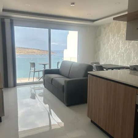 Delightful Sea View In St Pauls Bay *