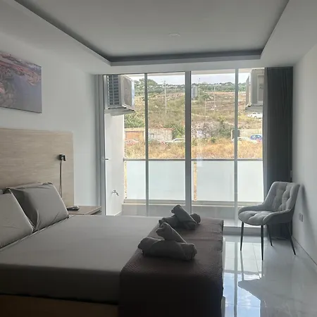 Delightful Sea View In St Pauls Bay Lägenhet St. Paul's Bay